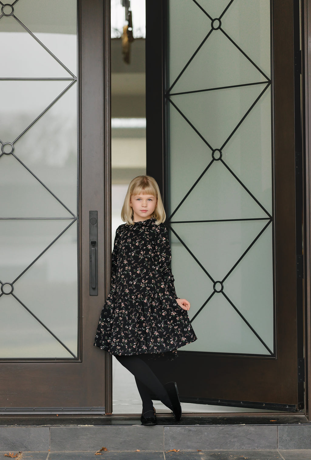 FLORAL COLLAR DRESS
