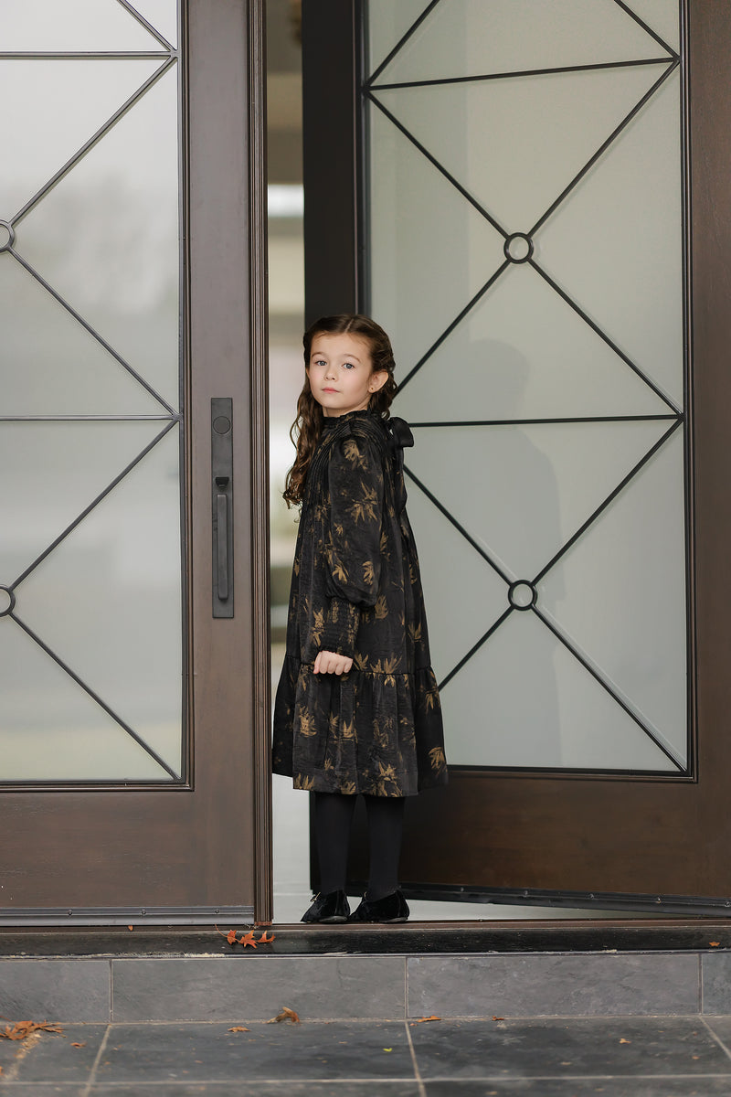 BLACK/GOLD FLOW DRESS